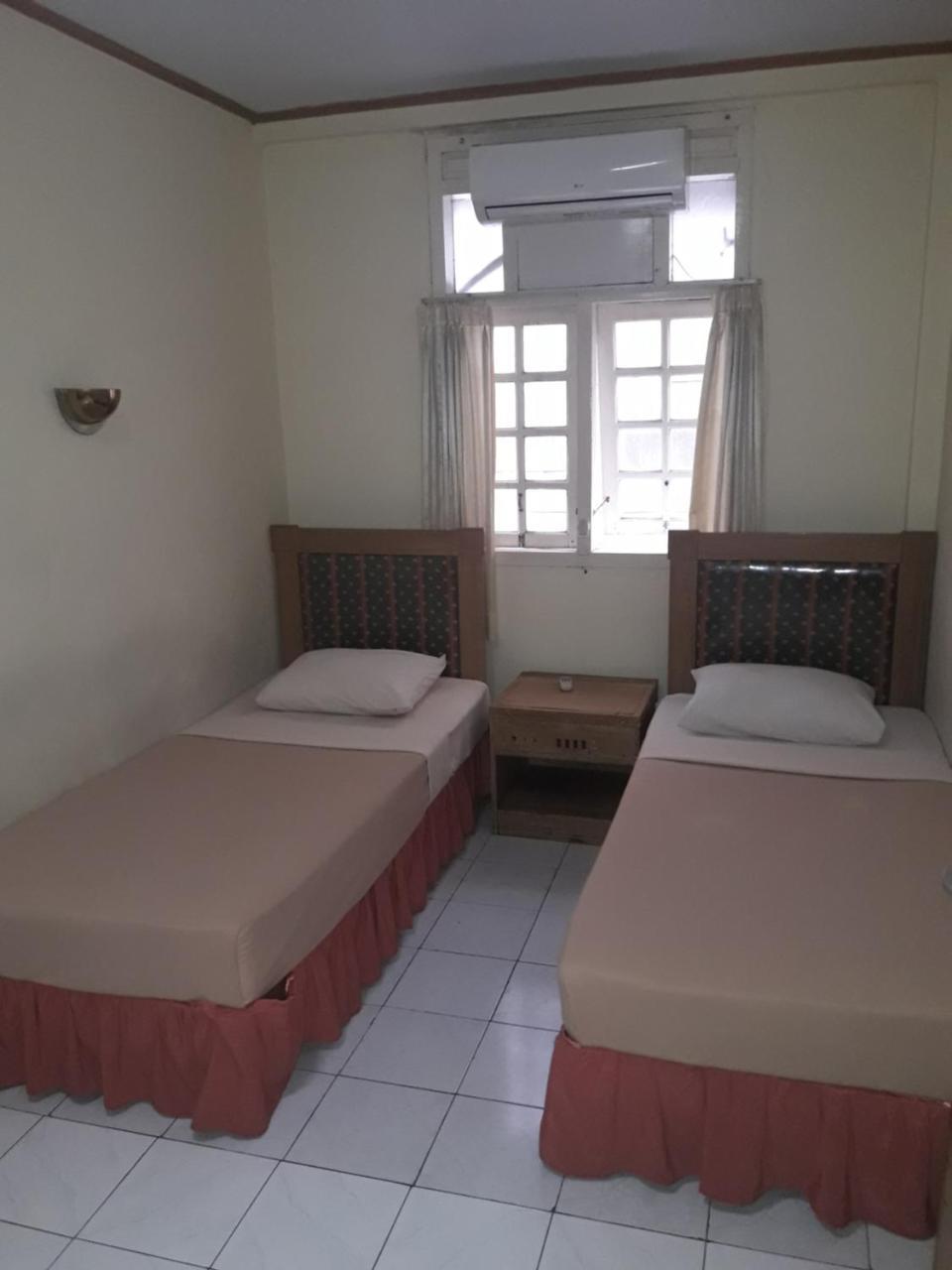 Hotel Menara Malang Esterno foto